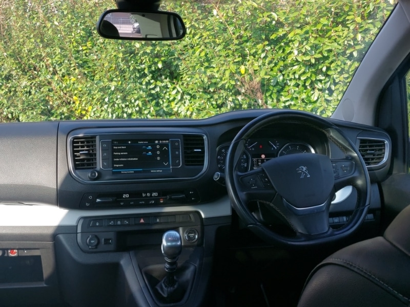 Used Peugeot Traveller 2018 for sale - 77761010: Photo 2