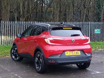 Used Renault Captur 2025 for sale - 77183624: Photo