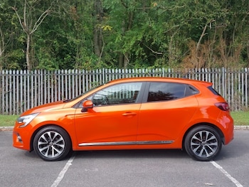 Used Renault Clio 2020 for sale - 75900615: Photo