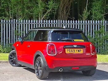 Used MINI Hatch 2019 for sale - 78600355: Photo