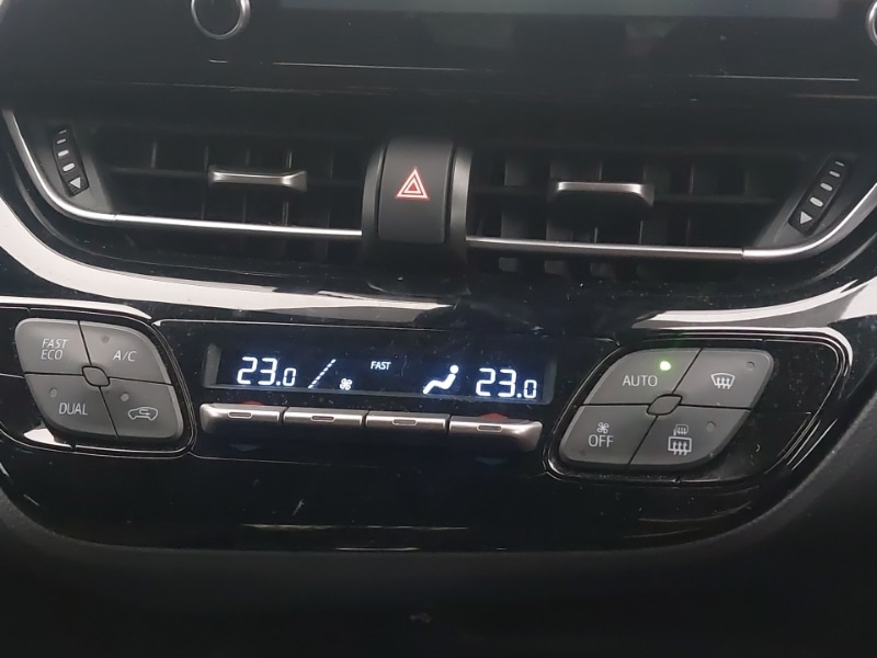 Used Toyota C-HR 2023 for sale - 77731219: Photo 15