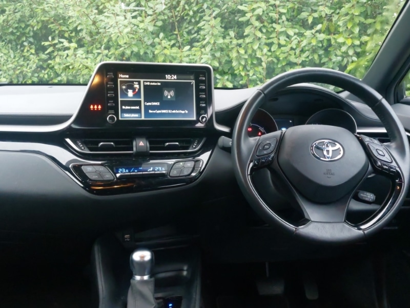 Used Toyota C-HR 2023 for sale - 77731219: Photo 2