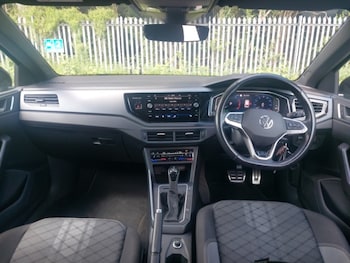 Used Volkswagen Polo 2024 for sale - 78567383: Photo