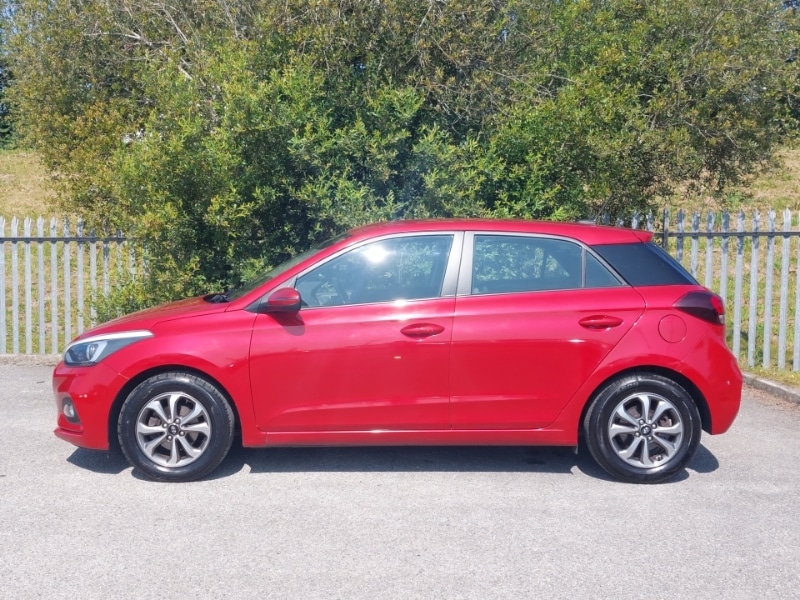 Used Hyundai i20 2019 for sale - 76354585: Photo 4