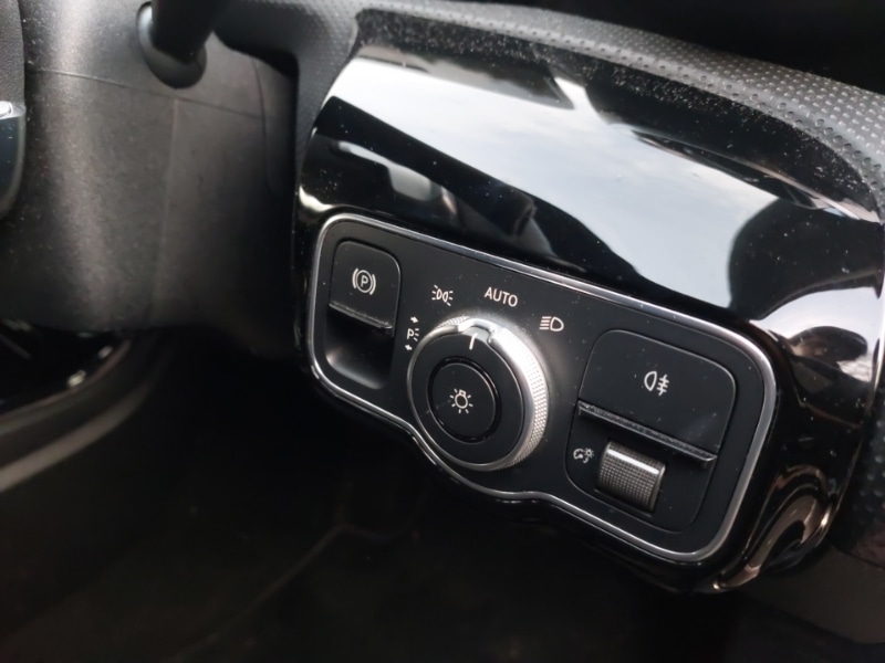 Used Mercedes-Benz A-Class 2020 for sale - 76983539: Photo 12