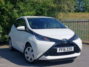 2016 - 1.0 VVT-i X-Play 5dr