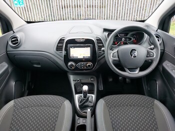 Used Renault Captur 2017 for sale - 77491138: Photo