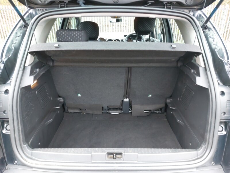 Used Renault Captur 2017 for sale - 77491138: Photo 8