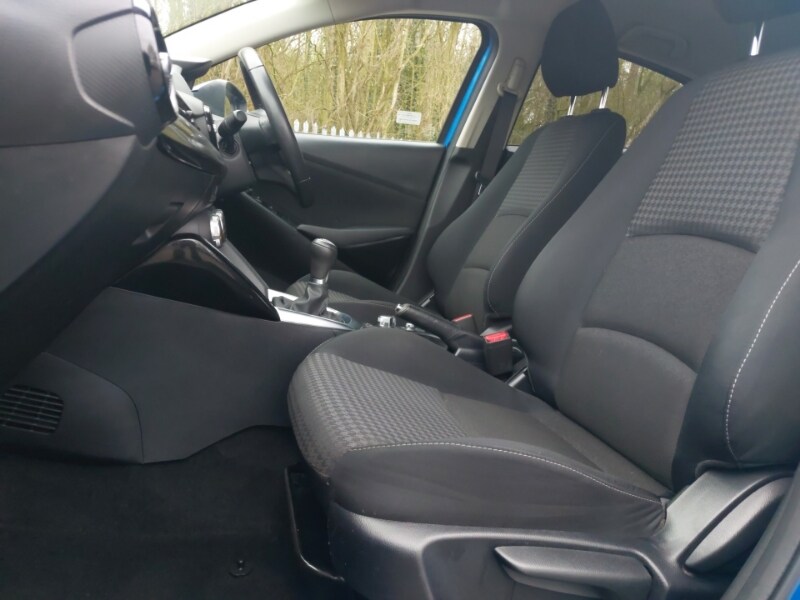 Used Mazda Mazda2 2017 for sale - 77852330: Photo 5