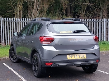 Used Dacia Sandero Stepway 2024 for sale - 76166068: Photo 3