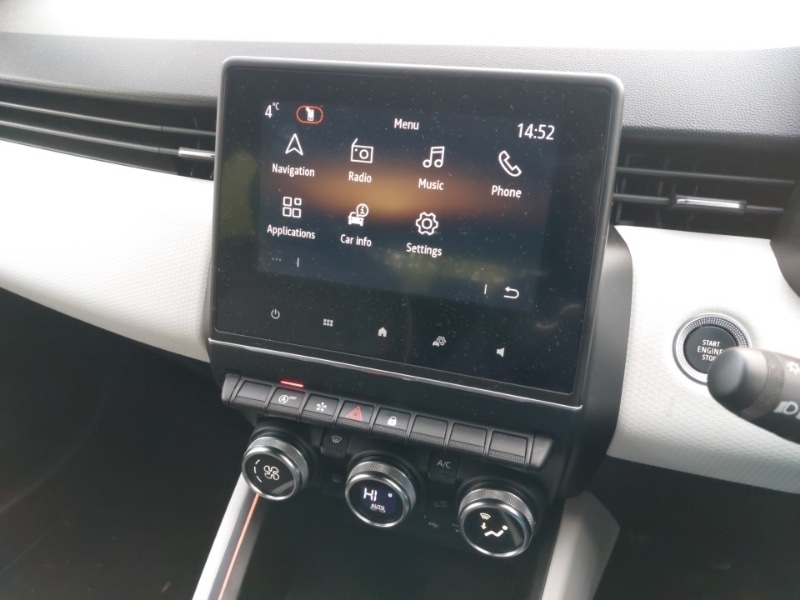 Used Renault Clio 2022 for sale - 76651440: Photo 17