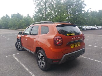 Used Dacia Duster 2023 for sale - 78647328: Photo