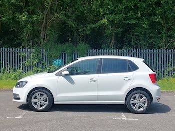 Used Volkswagen Polo 2016 for sale - 78770972: Photo