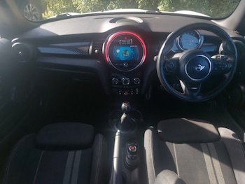 Used MINI Hatch 2019 for sale - 78998218: Photo
