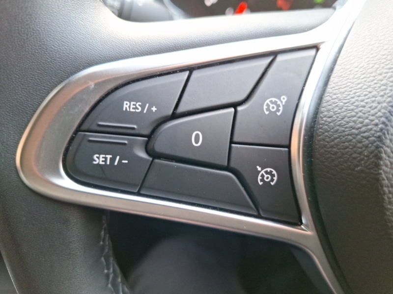 Used Renault Captur 2022 for sale - 76911561: Photo 15