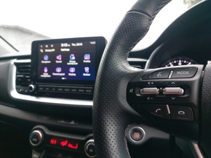 Used Kia Stonic 2023 for sale - 77329801: Photo 19