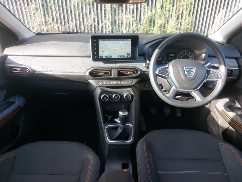 Used Dacia Sandero Stepway 2022 for sale - 77264935: Photo 2