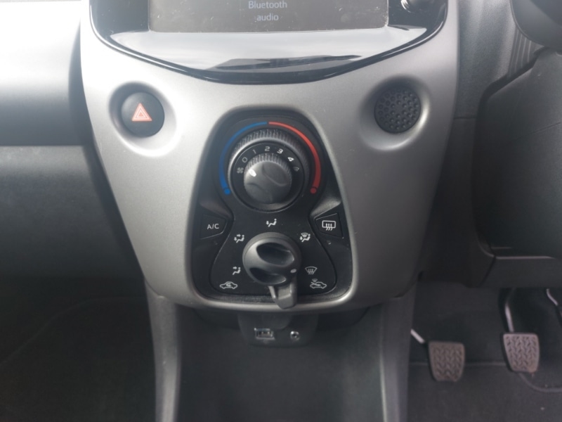 Used Toyota AYGO 2019 for sale - 77761016: Photo 17
