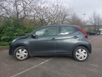 Used Toyota AYGO 2019 for sale - 77761016: Photo