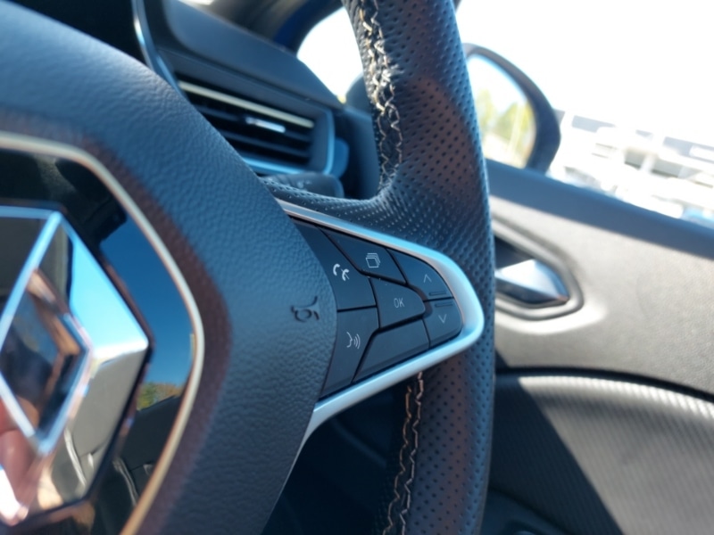 Used Renault Captur 2024 for sale - 76160641: Photo 17