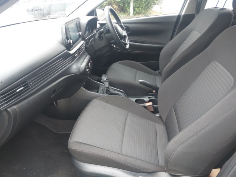 Used Hyundai i20 2023 for sale - 77896912: Photo 5