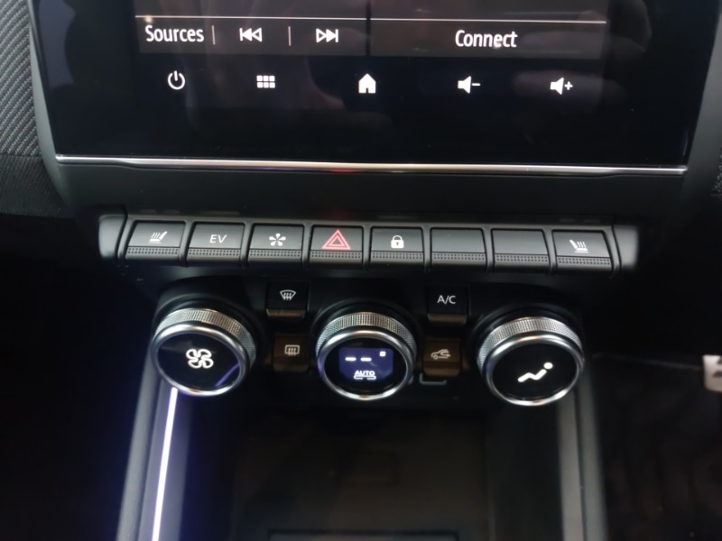 Used Renault Clio 2024 for sale - 77822755: Photo 18