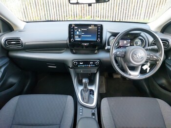 Used Toyota Yaris 2022 for sale - 77750521: Photo