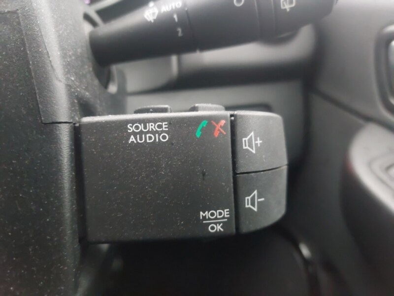 Used Renault Clio 2017 for sale - 77183639: Photo 18