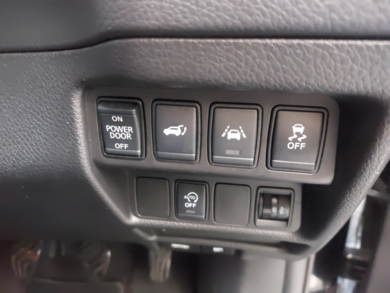 Used Nissan X-Trail 2018 for sale - 76614102: Photo 12