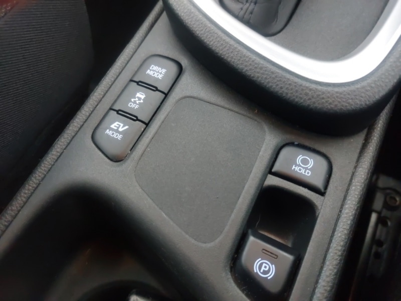 Used Toyota Yaris Cross 2022 for sale - 76983538: Photo 13