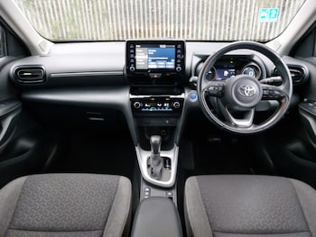 Used Toyota Yaris Cross 2022 for sale - 76983538: Photo