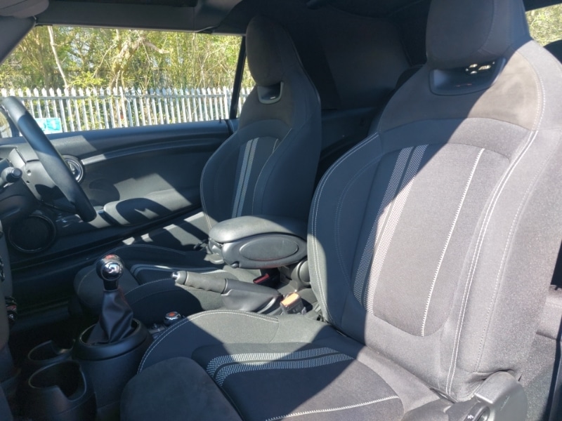 Used MINI Convertible 2019 for sale - 78112893: Photo 5