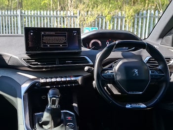 Used Peugeot 5008 2021 for sale - 78112902: Photo