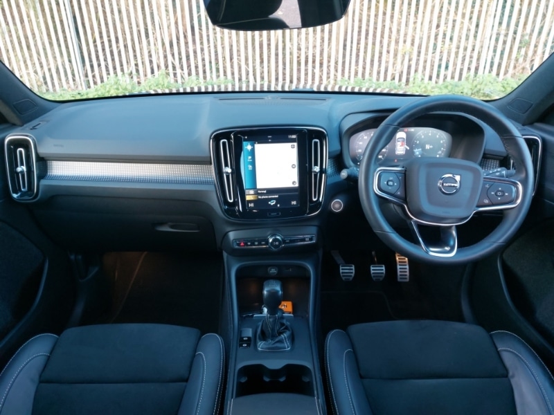 Used Volvo XC40 2022 for sale - 76795435: Photo 2