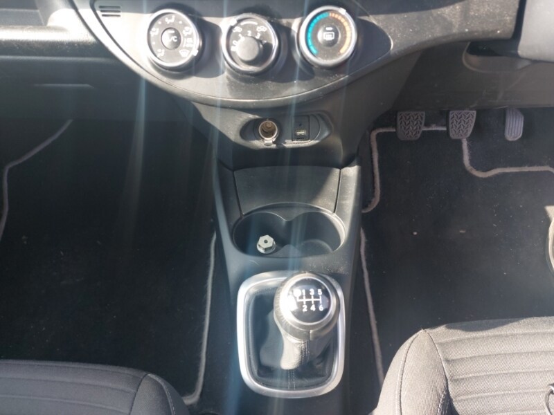 Used Toyota Yaris 2017 for sale - 77761009: Photo 14