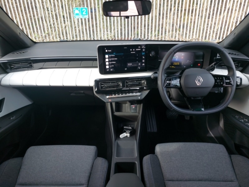 Used Renault 4 2025 for sale - 77579921: Photo 2