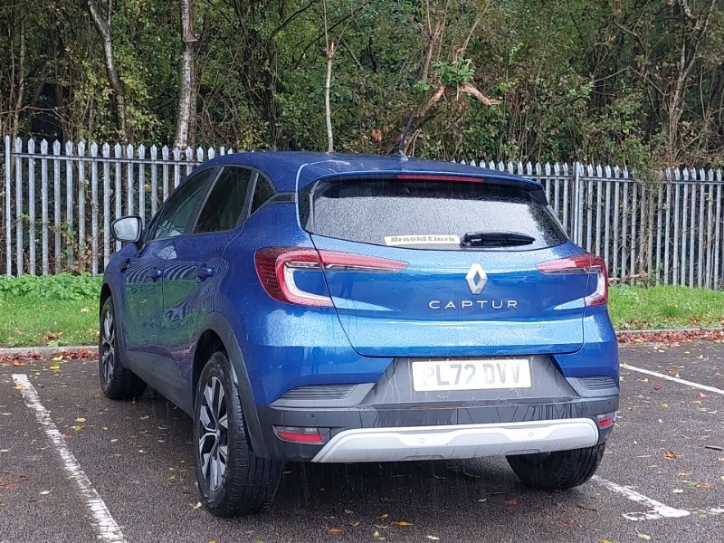 Used Renault Captur 2023 for sale - 76365330: Photo 3