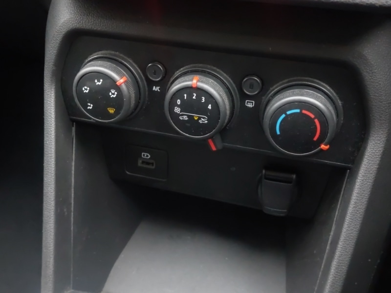 Used Dacia Sandero 2022 for sale - 77522676: Photo 13