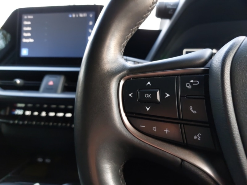 Used Lexus UX 2023 for sale - 77264941: Photo 17