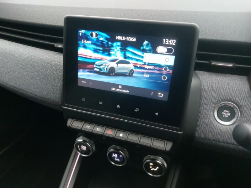 Used Renault Clio 2023 for sale - 77338308: Photo 17