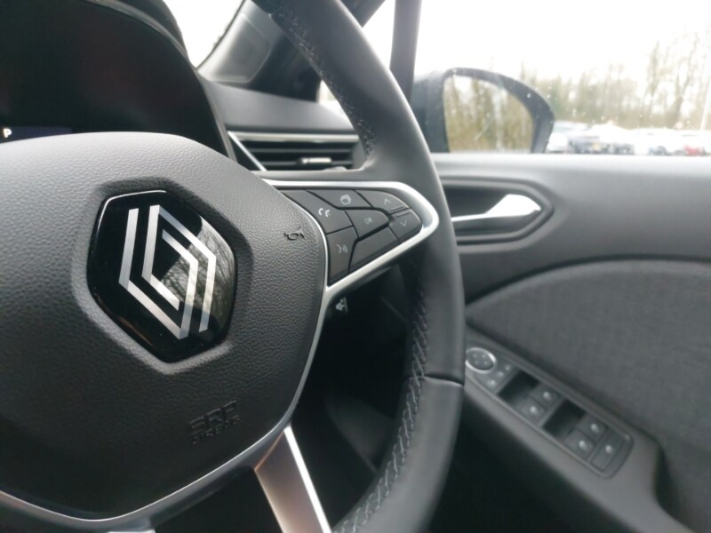 Used Renault Clio 2023 for sale - 77338308: Photo 19