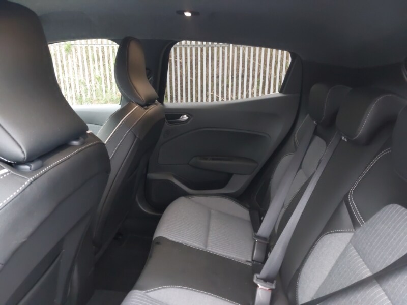 Used Renault Clio 2023 for sale - 77338308: Photo 6