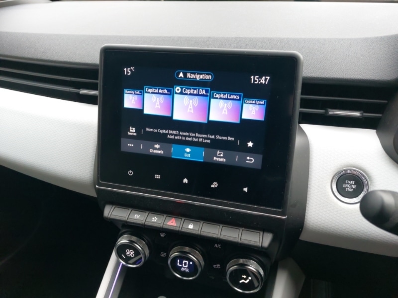 Used Renault Clio 2022 for sale - 76498041: Photo 17