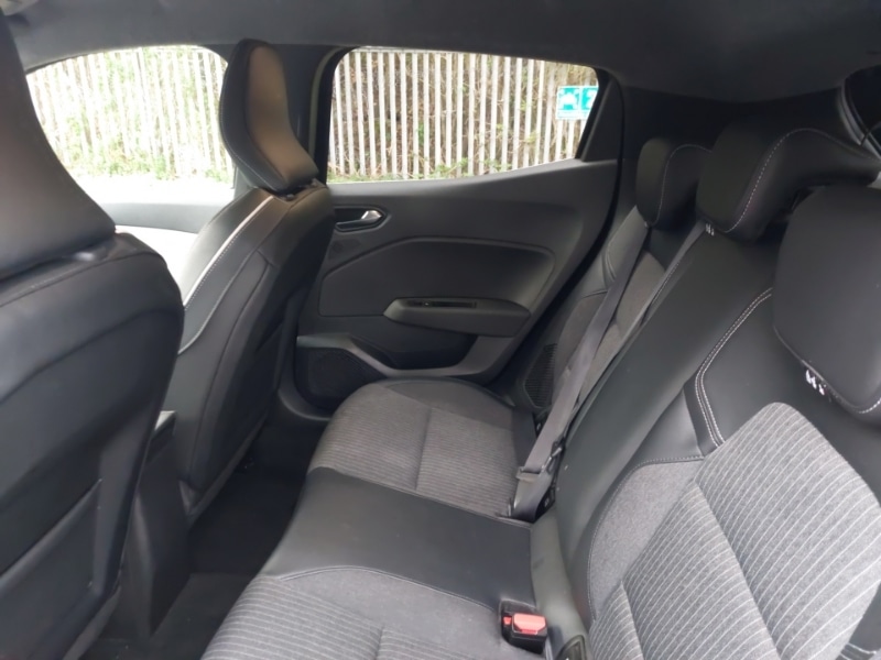 Used Renault Clio 2022 for sale - 76498041: Photo 6