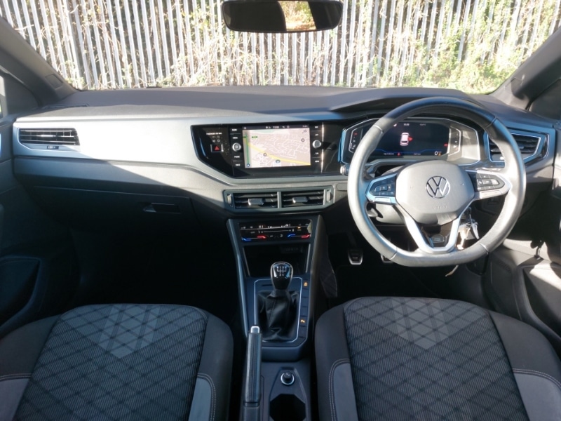 Used Volkswagen Polo 2024 for sale - 77251566: Photo 2