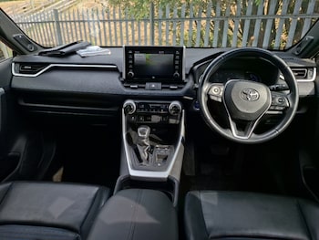Used Toyota RAV4 2019 for sale - 79031543: Photo