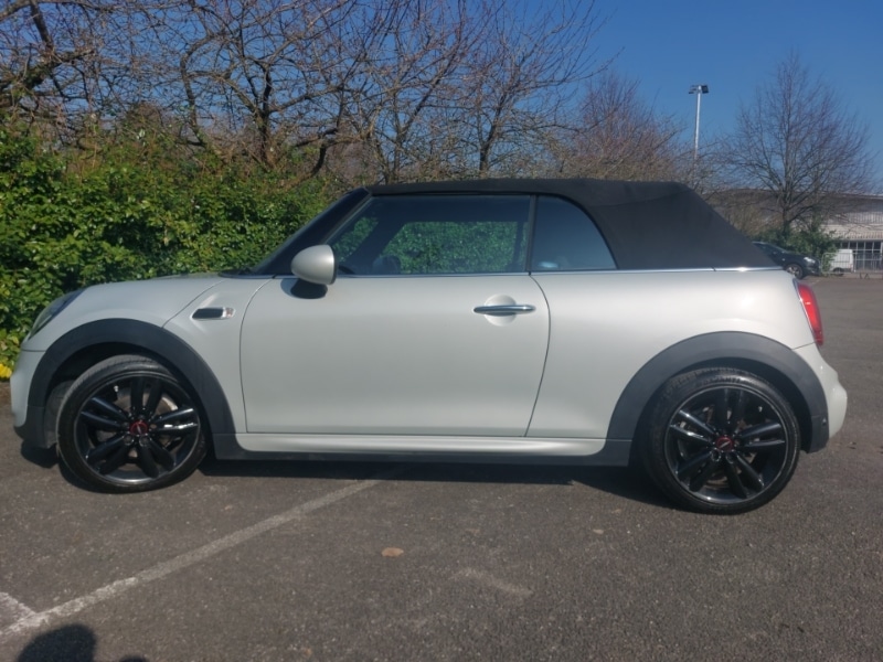 Used MINI Convertible 2019 for sale - 77761007: Photo 4