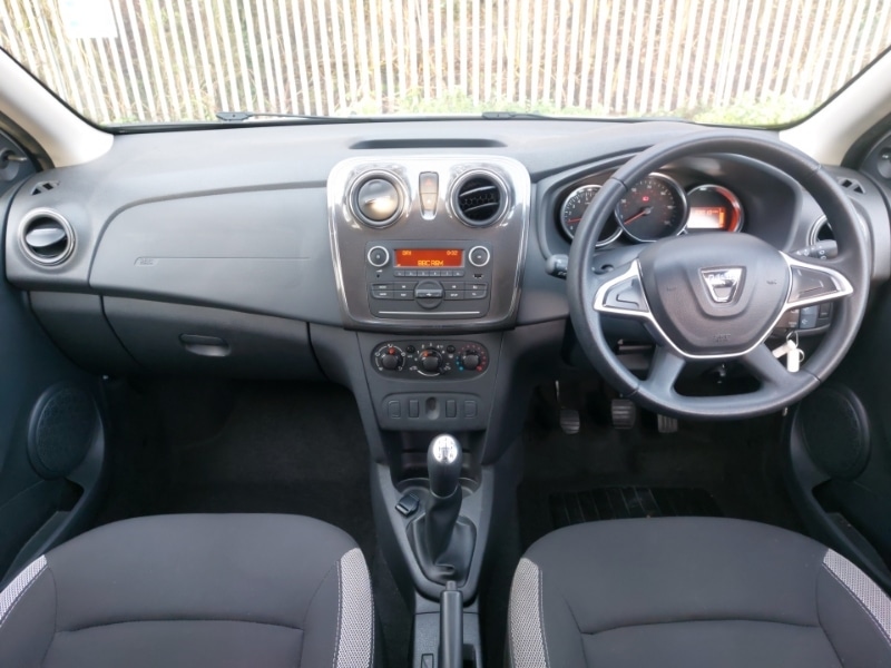 Used Dacia Sandero Stepway 2019 for sale - 77062517: Photo 2