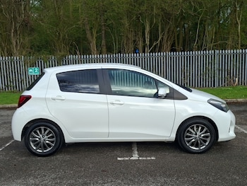Used Toyota Yaris 2016 for sale - 78054573: Photo