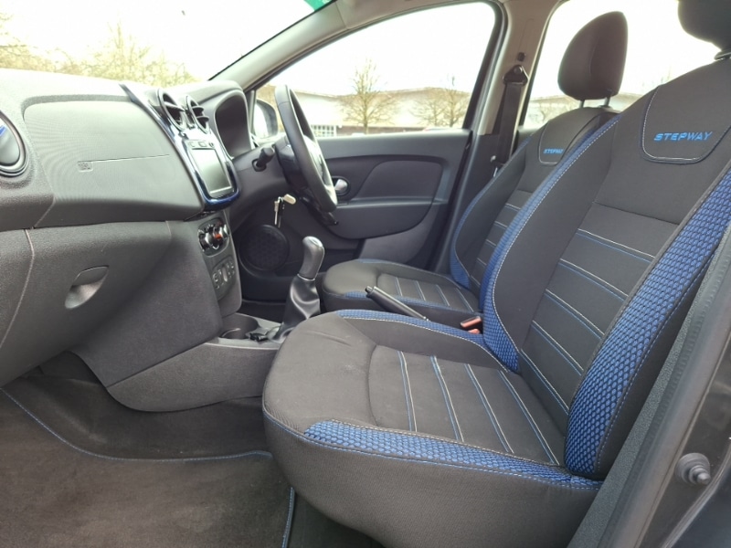 Used Dacia Sandero Stepway 2020 for sale - 78054580: Photo 5